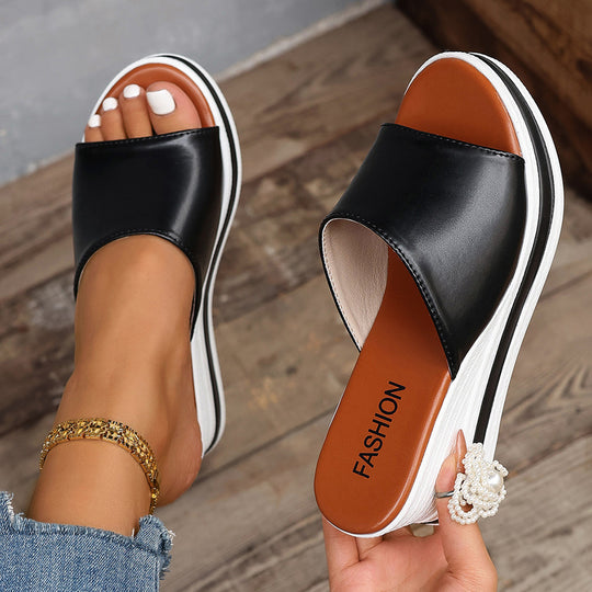 Damen Komfortable Wedge-Pantoletten mit elegantem Riemendesign EB