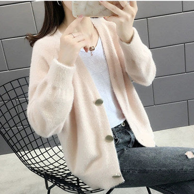 Damen Flauschige Strickjacke mit eleganten Knopfdetails EB