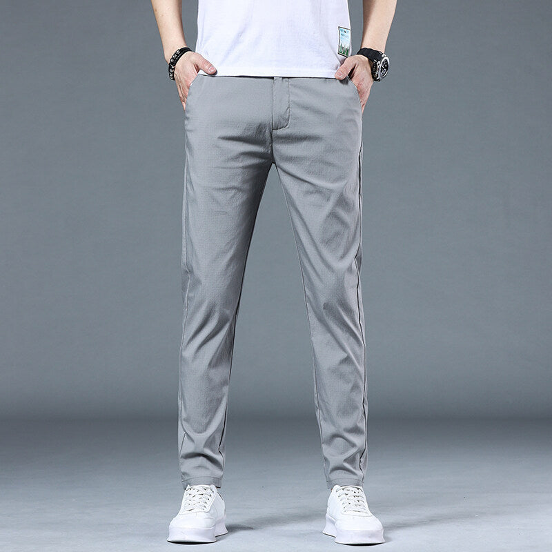 Herren luftige Freizeithosen im modernen Slim-Fit Design EB