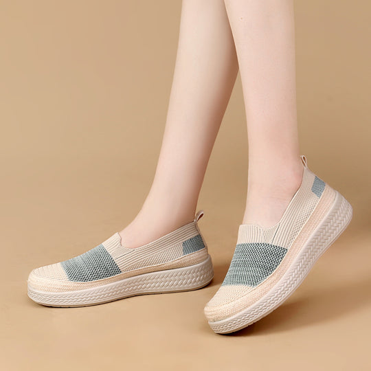 Damen Slip-On Sneakers mit atmungsaktiver Strickoberfläche und rutschfester Sohle EB