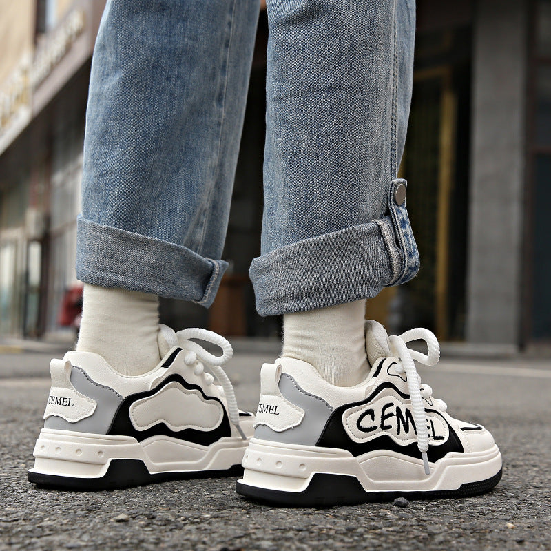 Damen sportliche Sneaker mit modischem Statement-Design und dämpfender Sohle EB