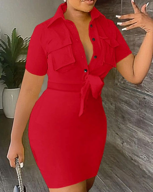 Damen Trendiges Kleid mit Krawattenverschluss und praktischen Taschen EB