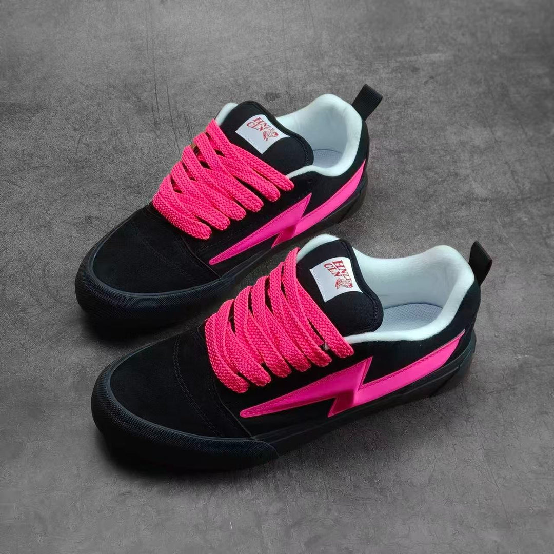 Damen Sportliche Sneaker im dynamischen Blitzdesign EB