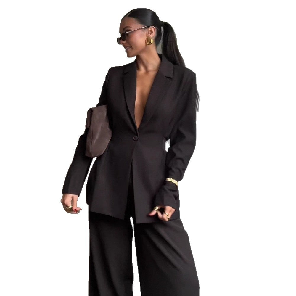 Damen Blazer mit tiefem V-Ausschnitt und eleganter Silhouette EB
