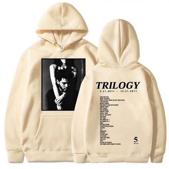 Damen Kapuzenpullover mit künstlerischem Fotodruck und einzigartigem Schriftzug EB