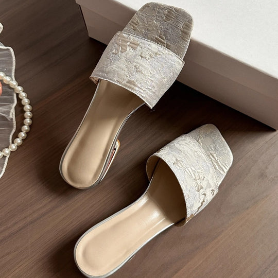 Damen Bestickte Mules mit quadratischer Zehenbox und kleinem Blockabsatz EB
