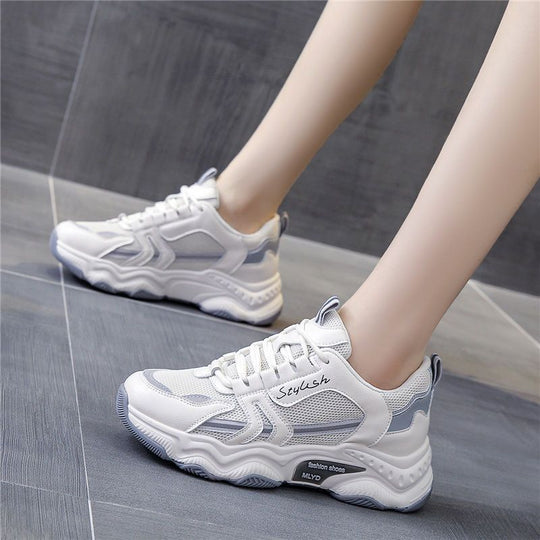Damen Sportliche Sneakers mit dämpfender Laufsohle und atmungsaktivem Obermaterial EB