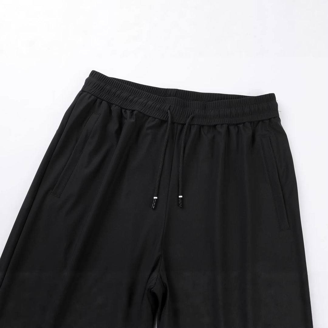 Herren leichte tapered Jogginghose mit elastischem Komfortbund, Kordelzug und seitlichen Eingrifftaschen EB