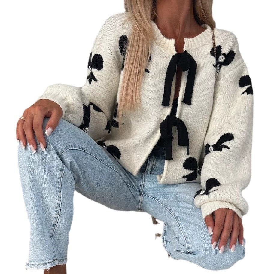 Damen Strickjacke mit dekorativen Schleifen und glänzenden Akzenten EB