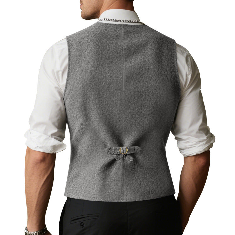Herren elegante Weste mit praktischen Taschen und modischen Knopfdetails EB