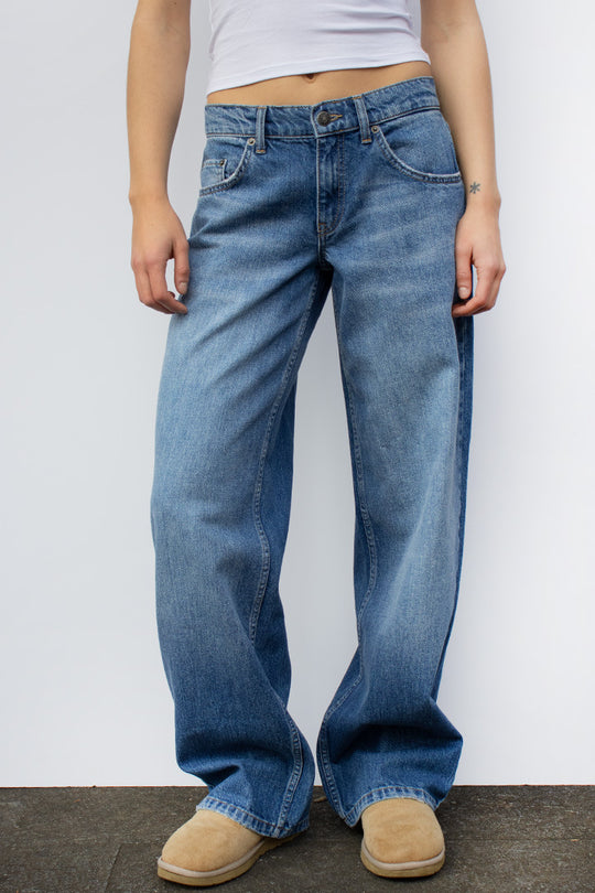 Damen nan weites Denim Hosenmodell mit tiefem Bund und weitem Schlag EB