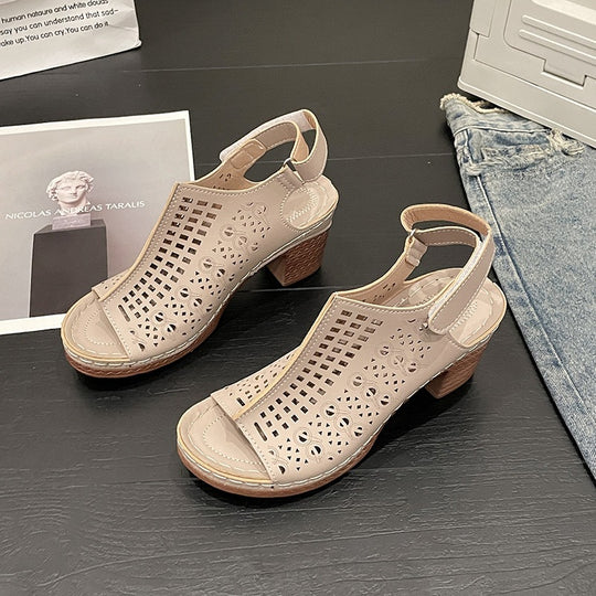 Damen Halbschuhe mit perforiertem Design und komfortablem Blockabsatz EB