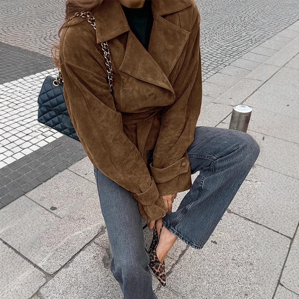 Damen Modische Wildlederjacke mit tailliertem Gürtel EB