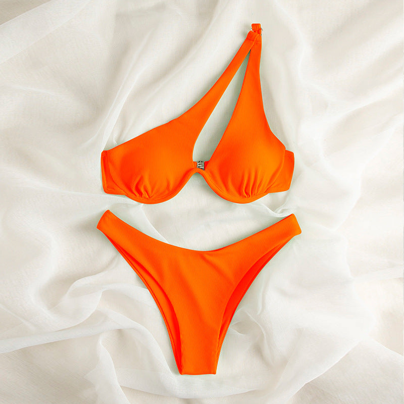 Damen Triangel-Bikini mit asymmetrischem Schnitt und gepolstertem Oberteil EB