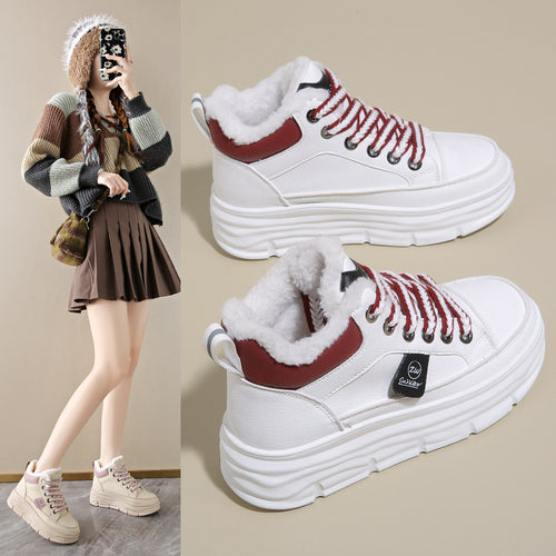 Damen High-Top Sneakers mit kuscheligem Innenfutter und stark profilierten Sohlen EB