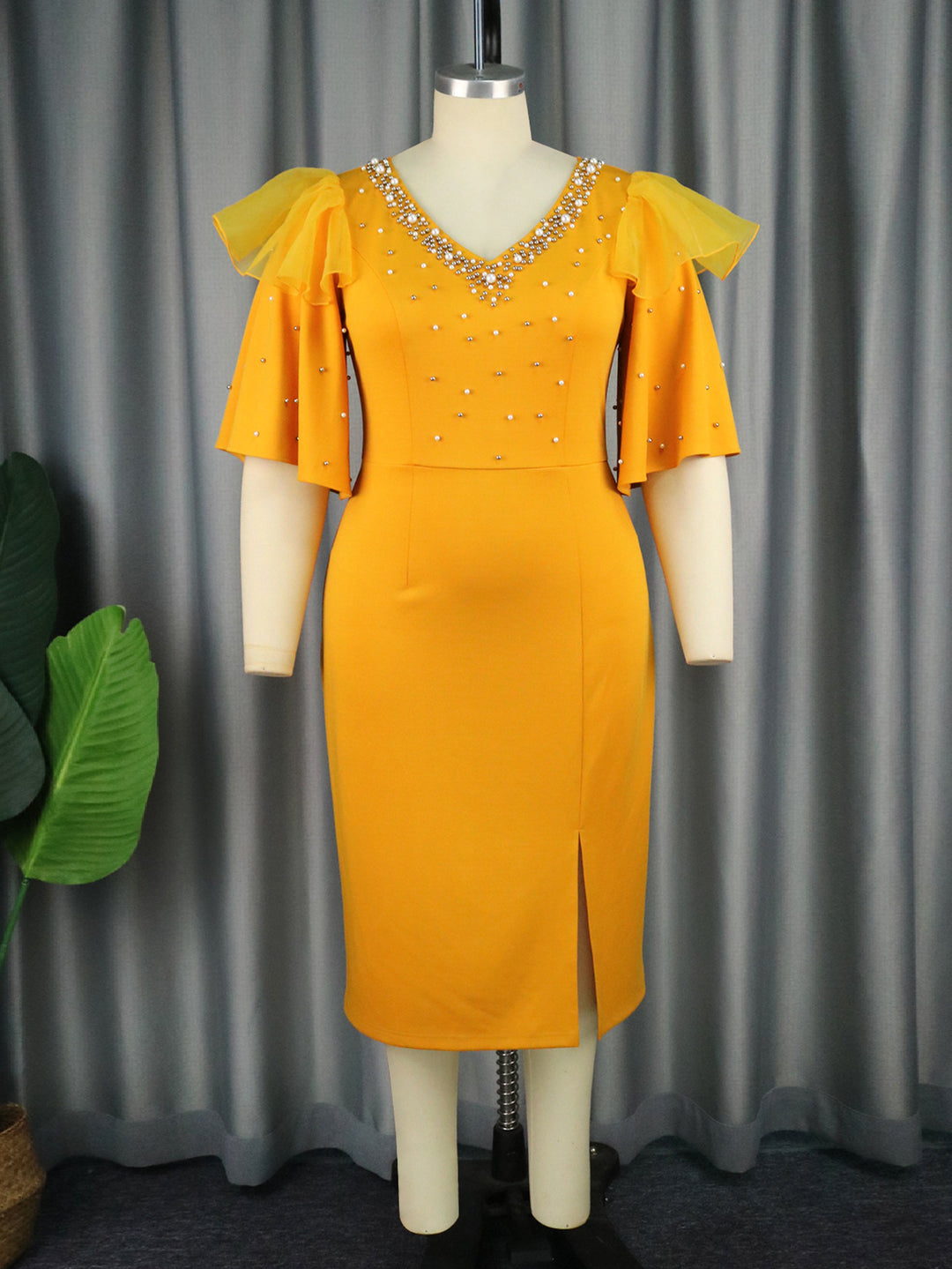 Damen Elegantes Cocktailkleid mit funkelnden Applikationen EB
