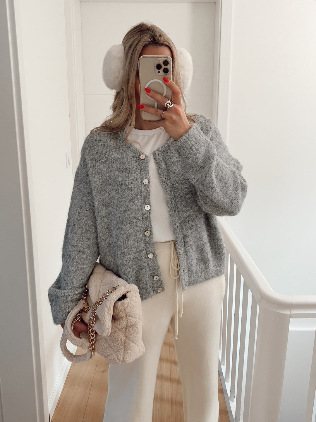 Damen weiche Strickjacke mit eleganter Knopfleiste und lässigem Schnitt EB