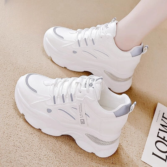 Damen Sportliche Sneakers mit atmungsaktiver Mesh-Oberfläche und dämpfender Laufsohle EB
