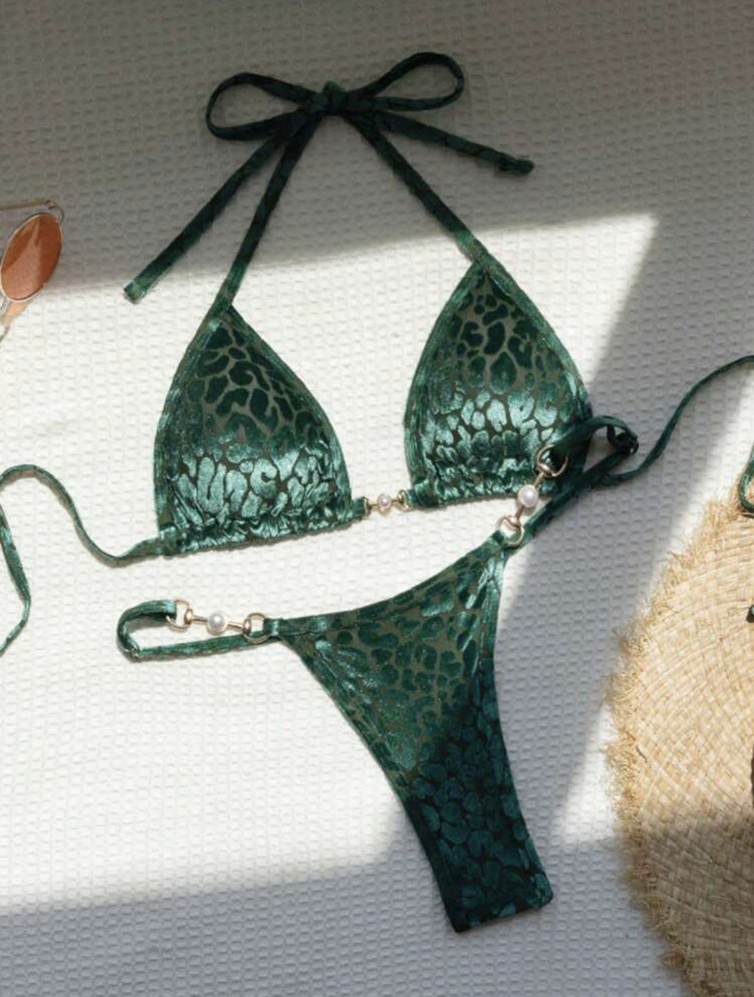 Damen Triangel-Bikini mit dekorativen Akzenten und raffiniertem Schnitt EB
