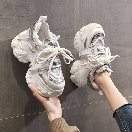 Damen Chunky Sneakers mit reflektierenden Akzenten und verstärktem Dämpfungssystem EB