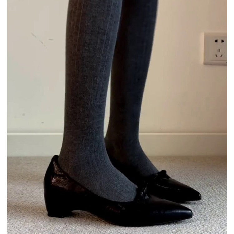 Damen elegante Pumps mit modischem Riemchen EB
