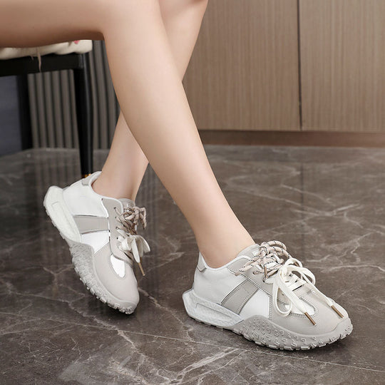 Damen sportliche Sneaker mit dämpfenden Eigenschaften und atmungsaktiver Obermaterialstruktur EB