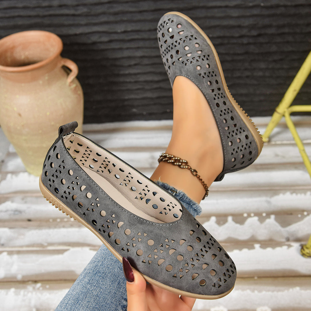Damen Komfortable Ballerinas mit filigranem Schnitt EB