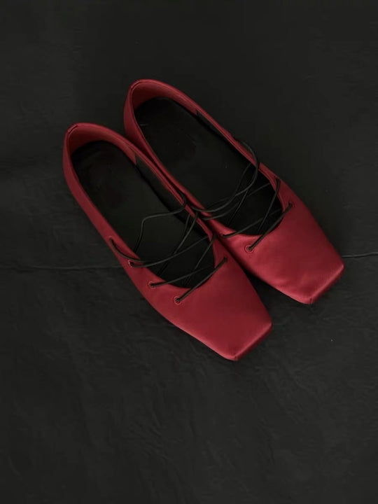Damen Elegante Schnür-Ballerinas aus satinierter Textiloberfläche EB