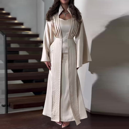 Damen elegantes Maxikleid mit schickem Taillenschnitt und luxuriösem Satinbesatz EB