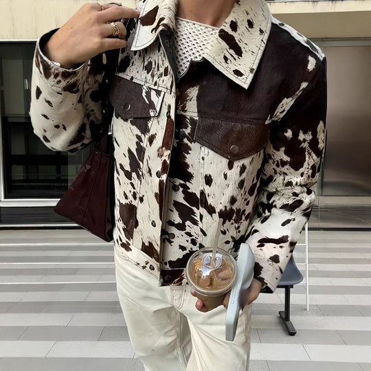 Damen Kunstlederjacke mit auffälligem Tierornament EB