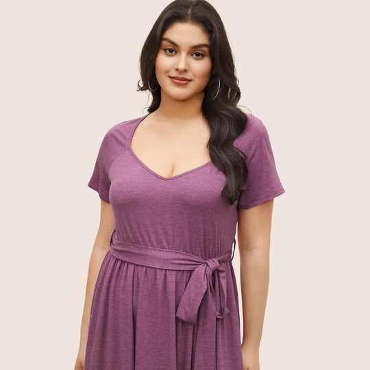 Damen lässiges Maxikleid mit Taillengürtel und V-Ausschnitt EB