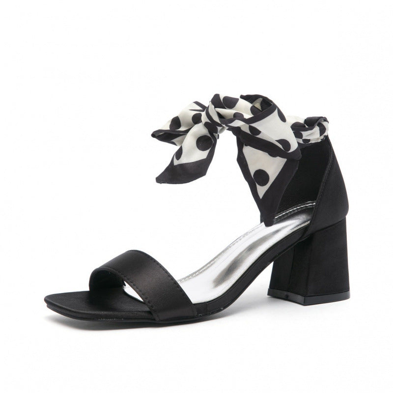 Damen elegante Sandalen mit modischer Schleifenverzierung und komfortablem Blockabsatz EB