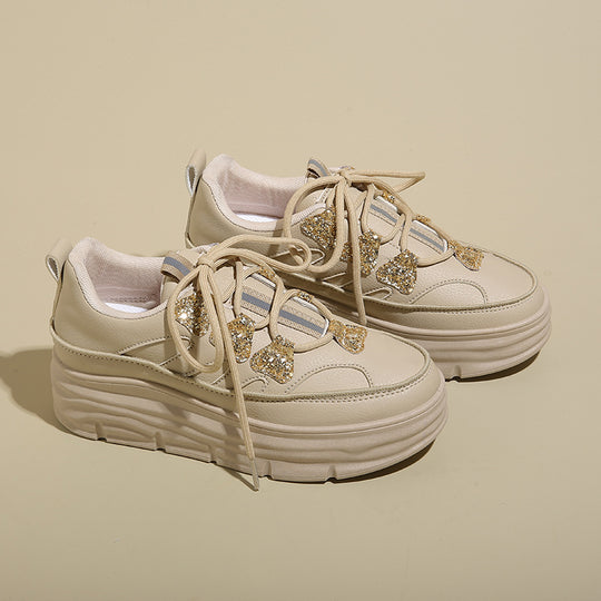 Damen Sportliche Plattform Sneakers mit glitzernden Akzenten EB