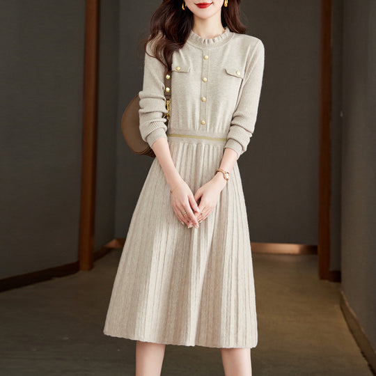 Damen Strickkleid mit eleganter Rückenansicht und hochgeschlossenem Kragen EB