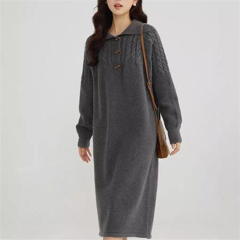 Damen Strickkleid mit Kragen und Knopfdetails EB