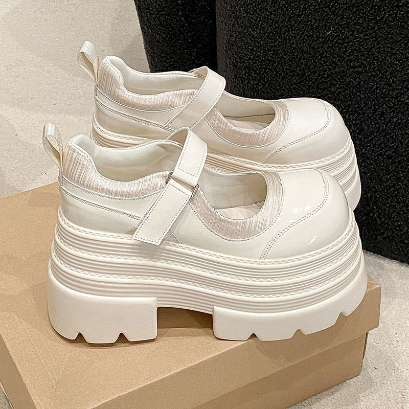 Damen modische Plateau-Schuhe mit praktischem Riemenverschluss EB