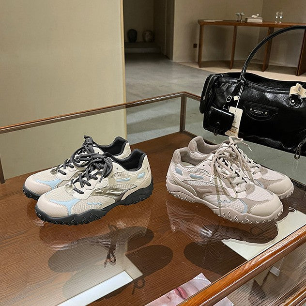 Damen Sportliche Sneaker mit atmungsaktivem Obermaterial und rutschfester Profilsohle EB