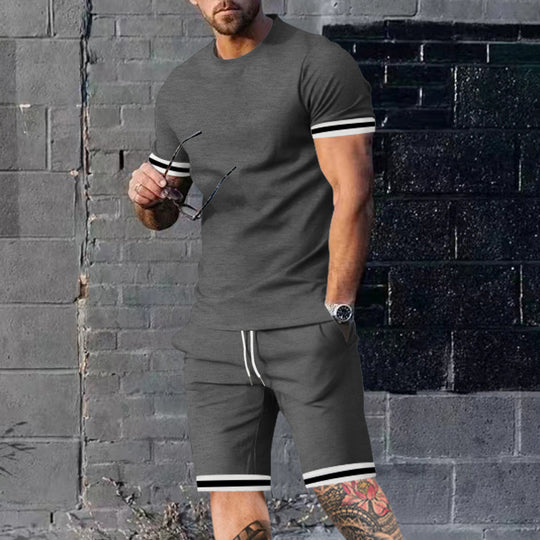 Herren sportliches Kurzarm-Set mit kontrastierenden Akzenten und praktischen Taschen EB