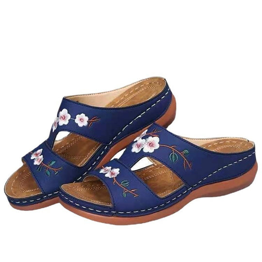 Damen Komfortable Riemensandalen mit floralen Stickereien EB