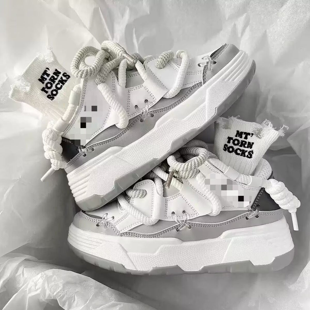 Damen Sportliche Sneakers mit innovativen Akzenten und rutschfester Sohle EB