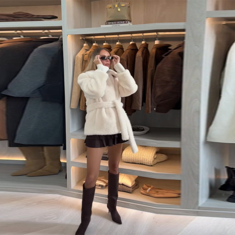 Damen Flauschige Kurzarmpulloverjacke mit breitem Gürtel EB