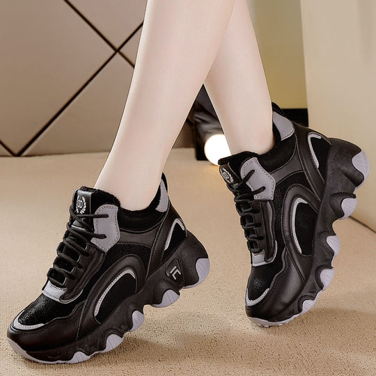 Damen Sport Sneakers mit dämpfender Sohle und atemberaubendem Design EB