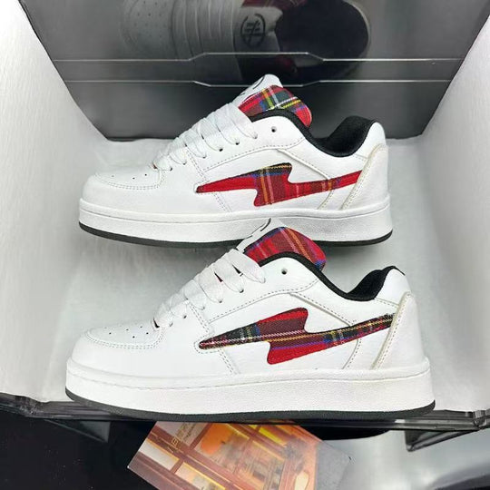 Damen Sneakers mit auffälligem Karomuster und dämpfender Sohle EB