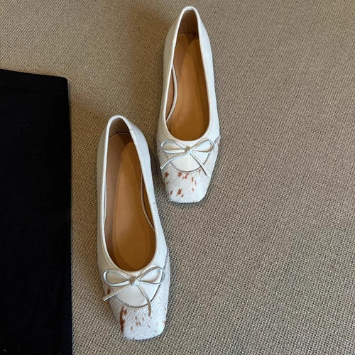 Damen Ballerina-Schuhe mit einzigartigem Design und charmantem Schleifendetail EB