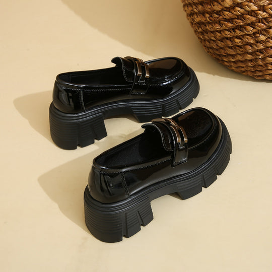 Damen Chunky Loafers mit metallischem Akzent und robustem Blockabsatz EB