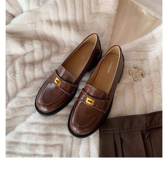 Damen Elegante Mokassins mit modischem Riemendetail EB