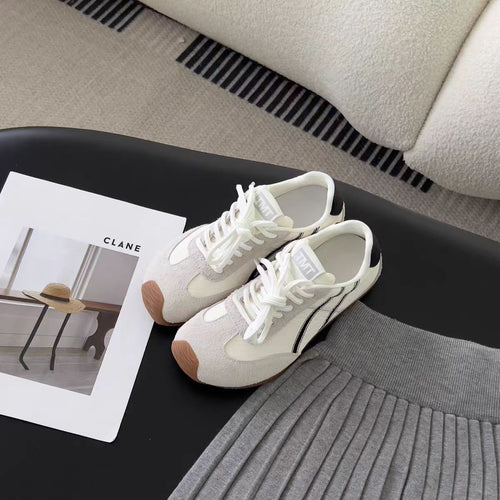 Damen Sportliche Sneakers mit atmungsaktiver Obermaterialstruktur und trendigem Design EB