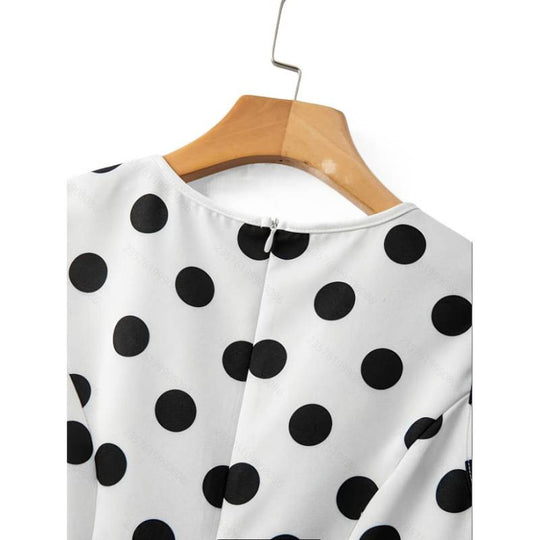 Damen Peplum-Oberteil mit modernen Punkten EB