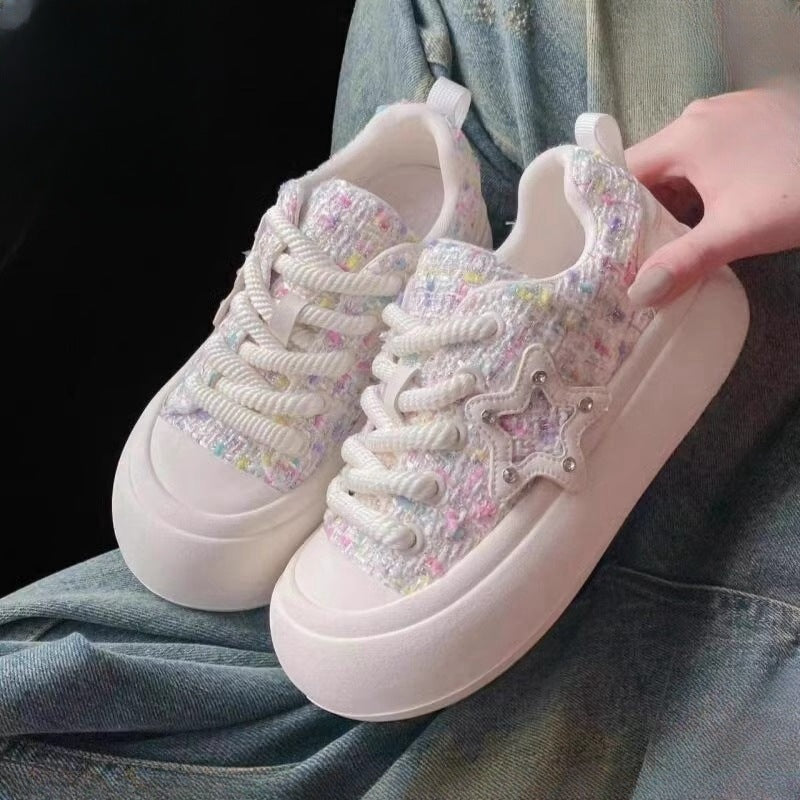 Damen Trendige Komfort-Sneaker mit glitzerndem Sternen-Detail EB