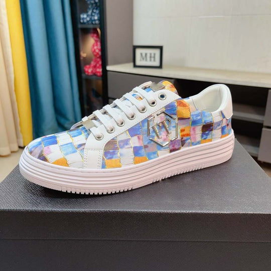 Damen Sneakers mit trendigem Krokodil-Leder-Design und modischem Akzent EB